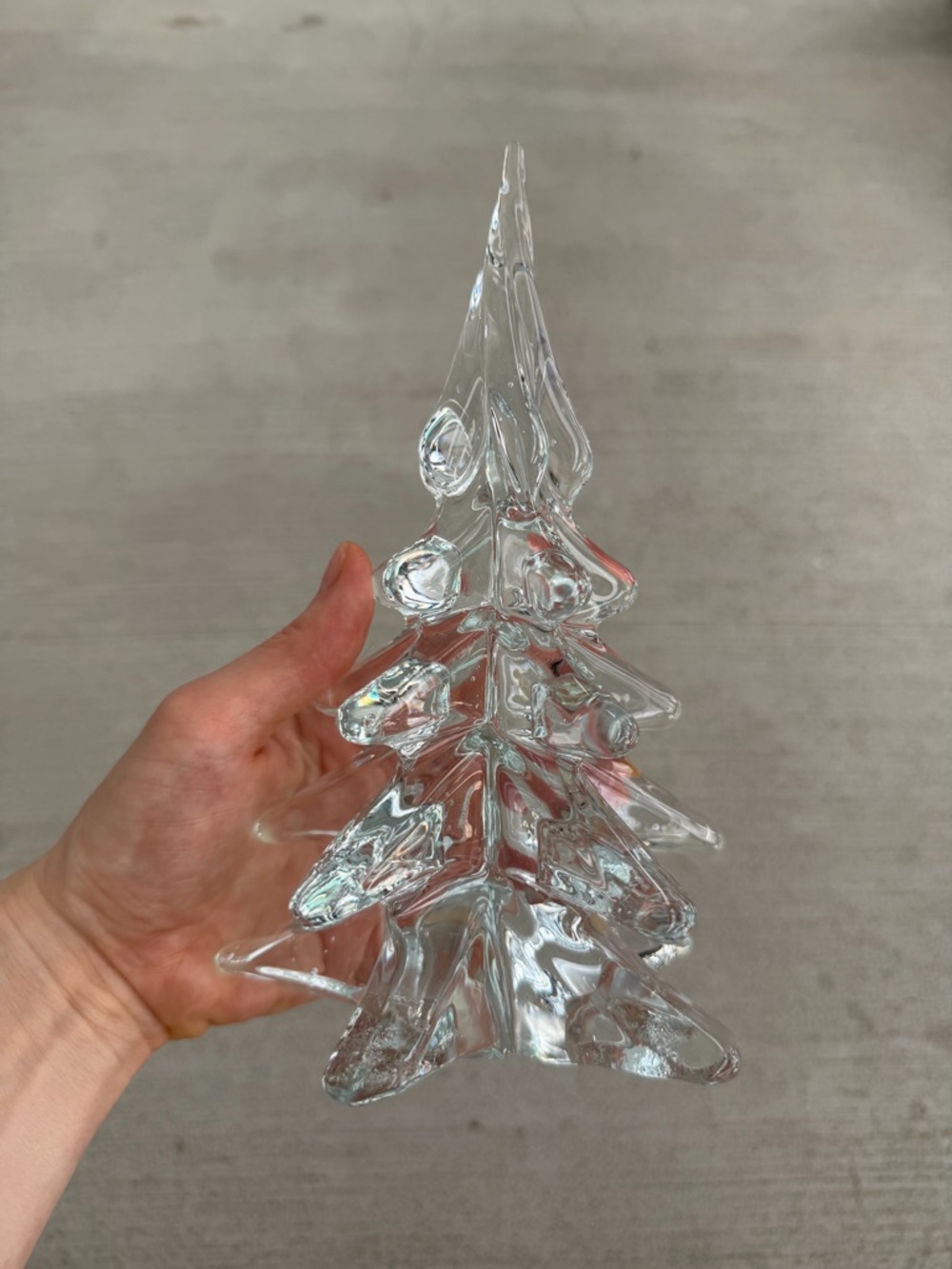 Vintage Clear Glass Christmas Tree Figurine 8” Art Glass Holiday Decor - Picture 6 of 7